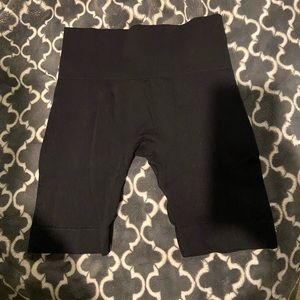 Set active sculpt flex biker shorts